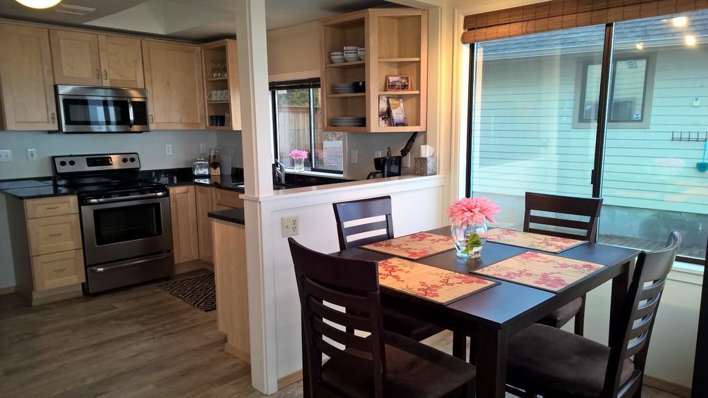 Union City Beach House At Hood Canal, Waterfront Vacation Rental Exteriör bild